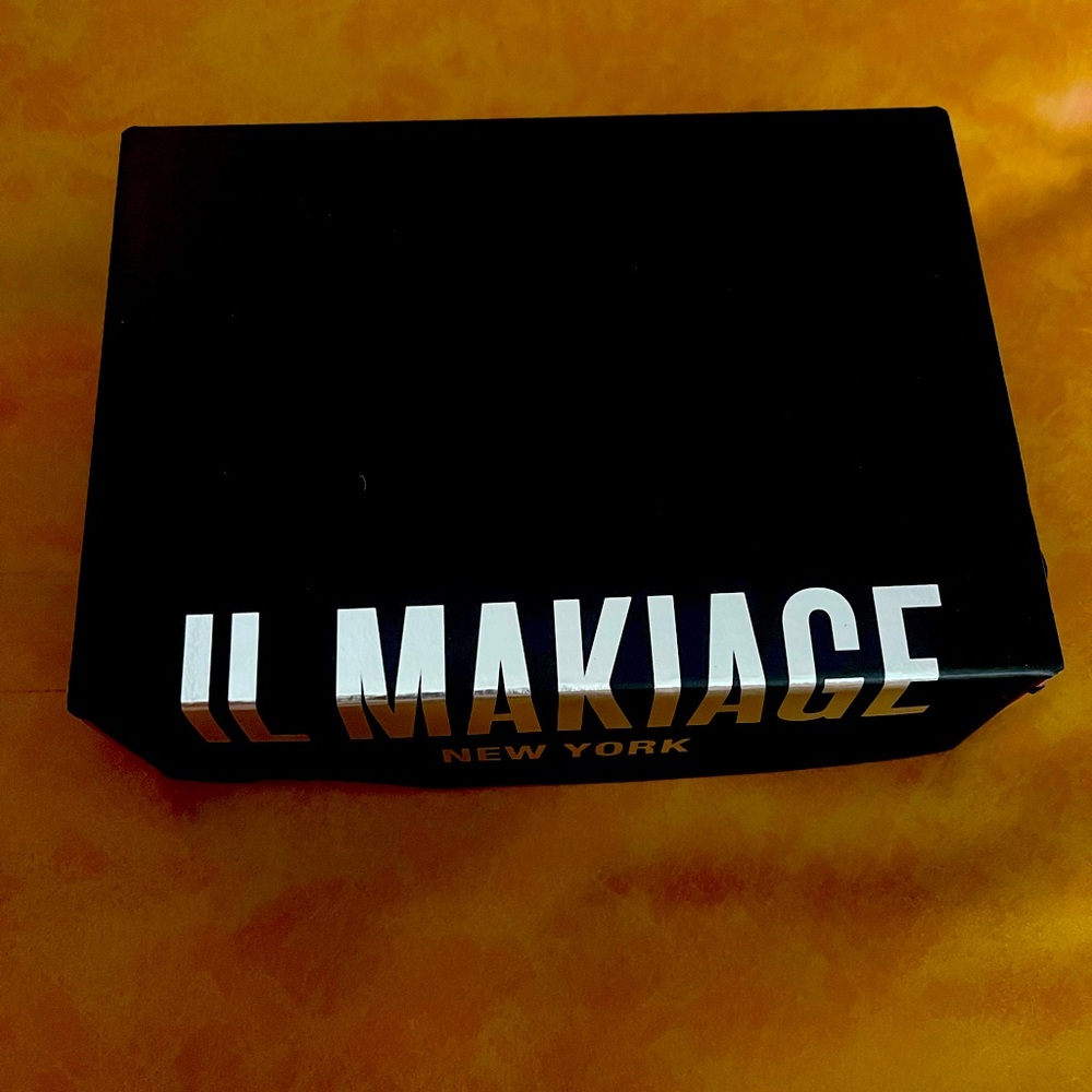 Il Makiage Born this way foundation